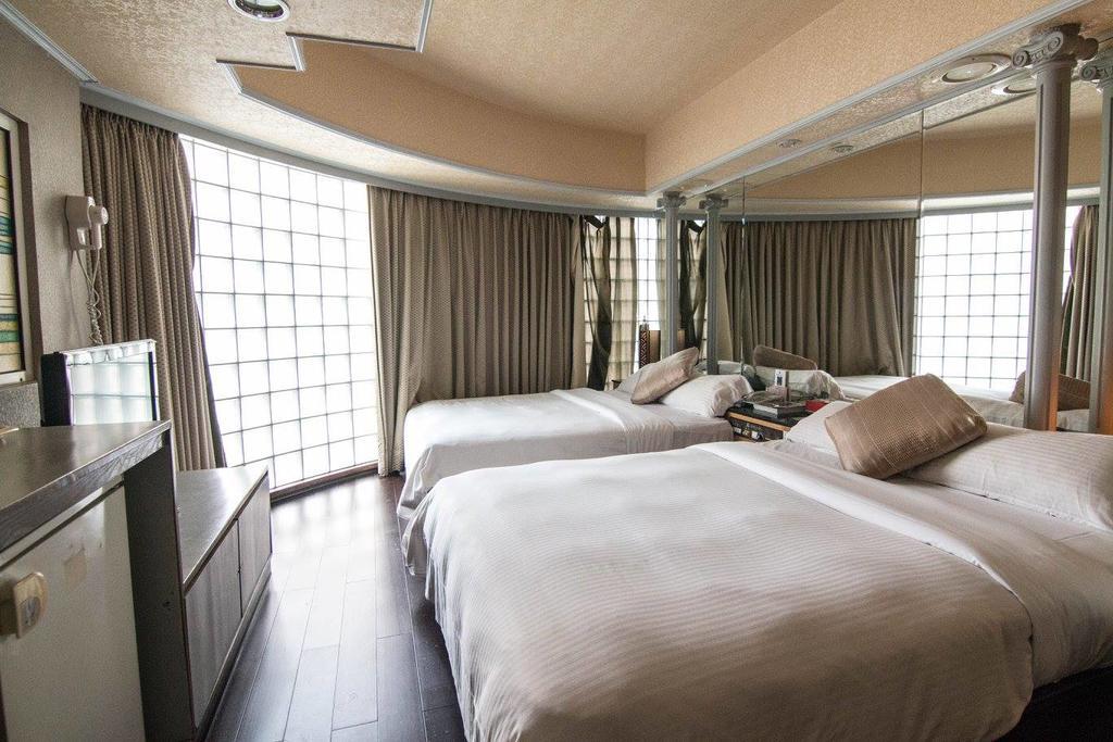 Katherine Plaza Hotel Kaohsiung Eksteriør bilde