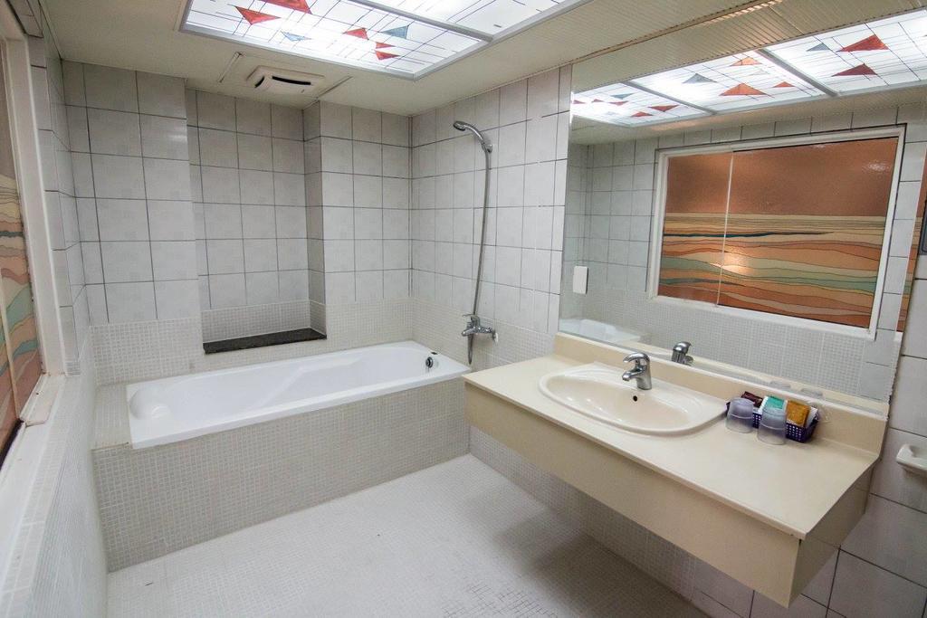 Katherine Plaza Hotel Kaohsiung Eksteriør bilde