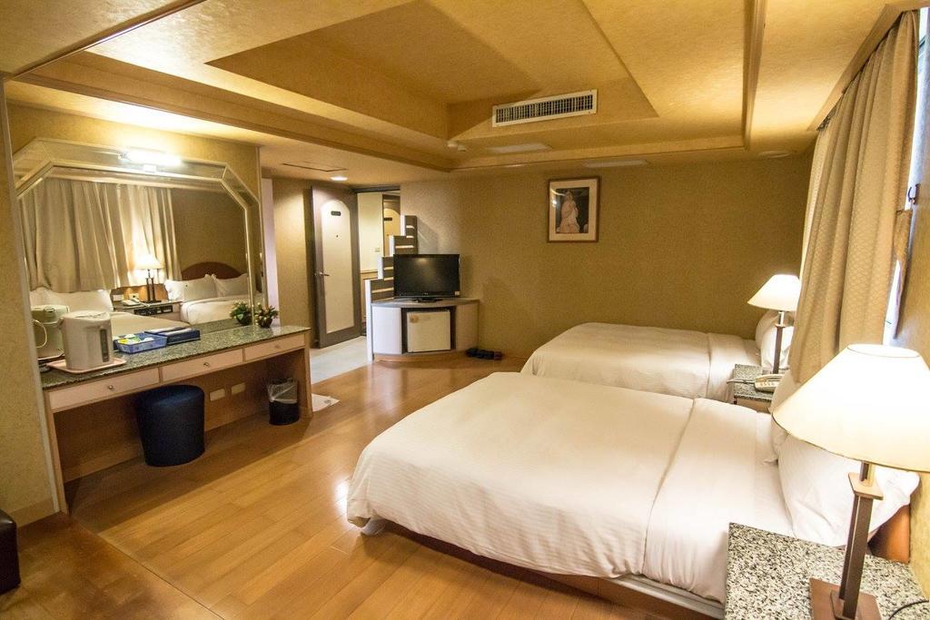 Katherine Plaza Hotel Kaohsiung Eksteriør bilde
